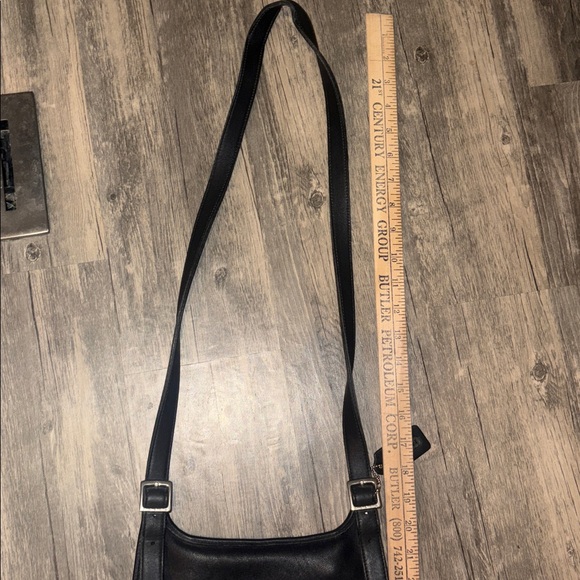 Vintage Coach 9135 Black Leather Slim Hippie Flap Saddle Bag Crossbody Purse - Picture 5 of 9